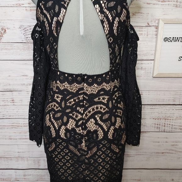 BARDOT Mila lace cold shoulder dress S - Picture 8 of 15